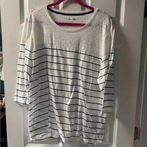 Maurices Black and White 3/4 Sleeve Boxy Tee